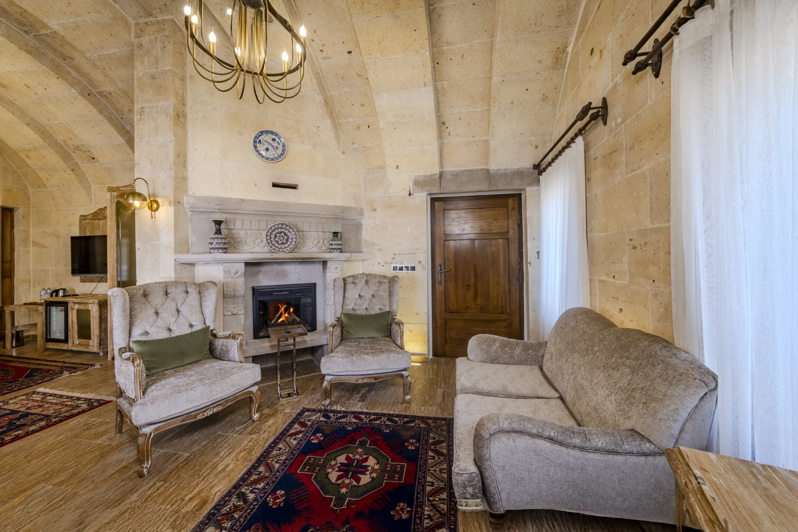 Tarihin İçinde, Pegas Cave Suites'de Büyüye Uyanın - Kapadokya Balon Manzaralı Mağara Oteli